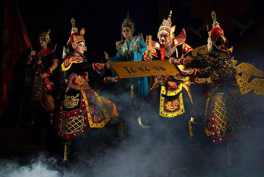 Hát bội, nét đặc trưng văn hóa Bình Định. Ảnh: Đào Phan Minh Cần