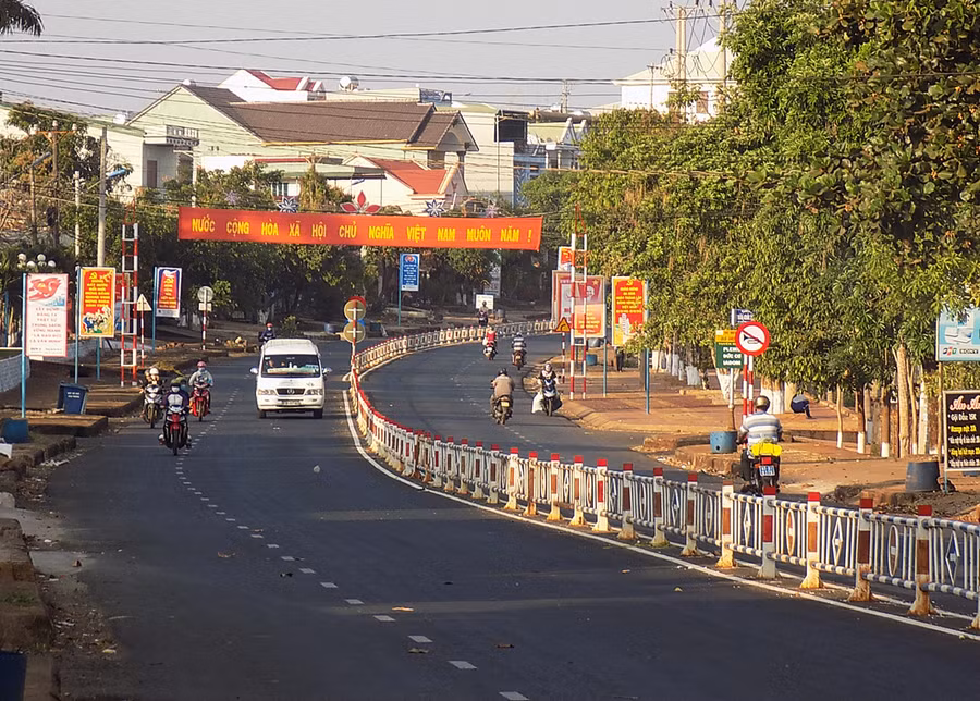 Một góc trung tâm thị trấn Chư Ty (huyện Đức Cơ). Ảnh: Thanh Nhật Một góc trung tâm thị trấn Chư Ty. Ảnh: Thanh Nhật