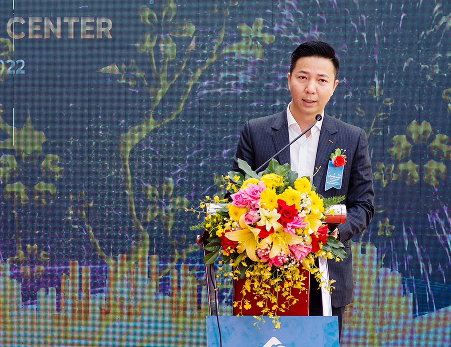 Ông Phạm Thanh Sơn-Chủ tịch Hội đồng quản trị Công ty cổ phần đầu tư bất động sản BSO phát biểu tại lễ bàn giao. Ảnh: Hà Phương