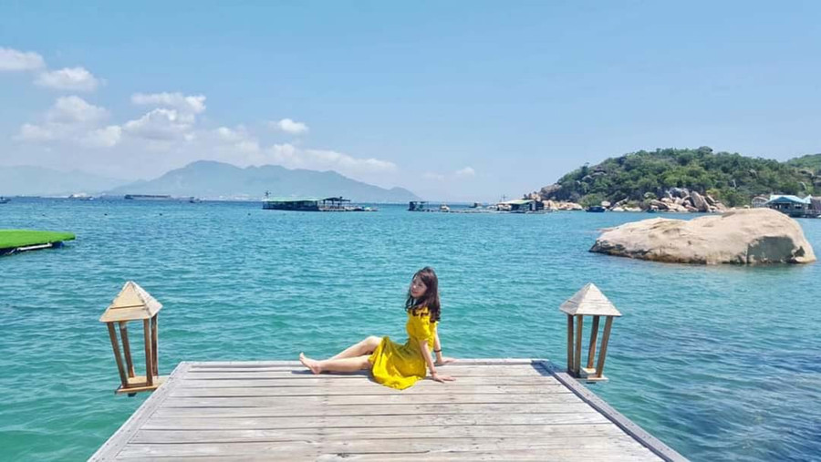 Bán Đảo Bình Lập hoang sơ, yên bình. Ảnh Tranghoang com. Bán Đảo Bình Lập hoang sơ, yên bình. Ảnh Tranghoang com.