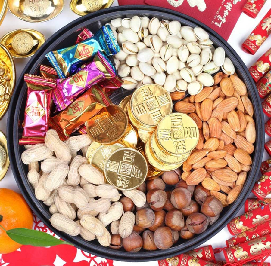 Món ăn vặt ngày Tết Nguyên đán. Ảnh: Shutterstock Món ăn vặt ngày Tết Nguyên đán. Ảnh: Shutterstock