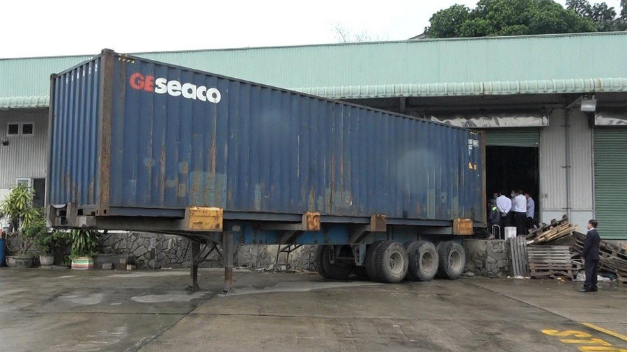 Container số hiệu GESU6160232 thuộc vận đơn 212882912. Ảnh: Nguyễn Tú
