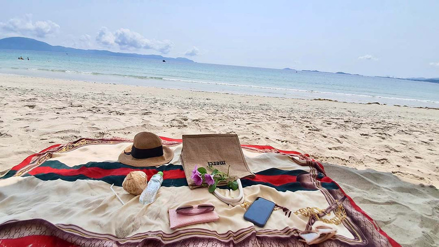 Bãi Dốc Lết, thiên đường hạ giới. Ảnh Trang hoang com.  Bãi Dốc Lết, thiên đường hạ giới. Ảnh Trang hoang com.