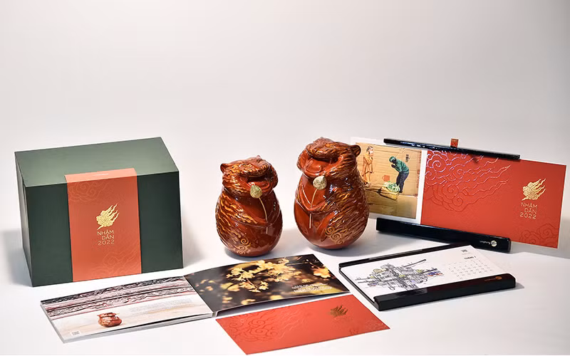 Trọn bộ sản phẩm “Nhâm Nhi Dần” chào năm mới 2022. Ảnh: HÀ MY