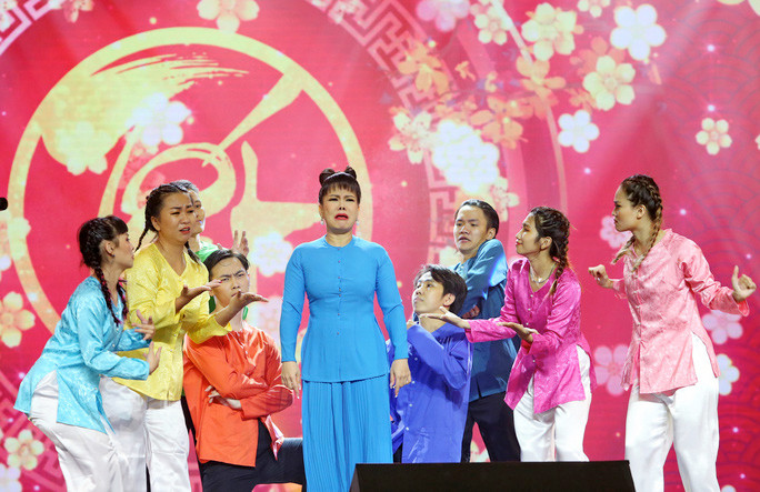 Không làm web drama như mọi năm, Việt Hương năm nay làm MV ca nhạc hài