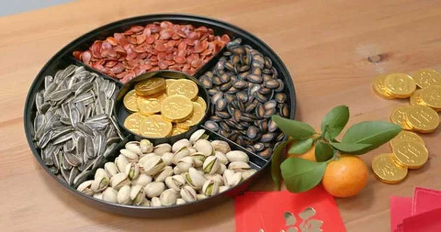 Nhiều loại hạt xuất hiện trong ngày Tết Nguyên đán. Ảnh: Shutterstock Nhiều loại hạt xuất hiện trong ngày Tết Nguyên đán. Ảnh: Shutterstock