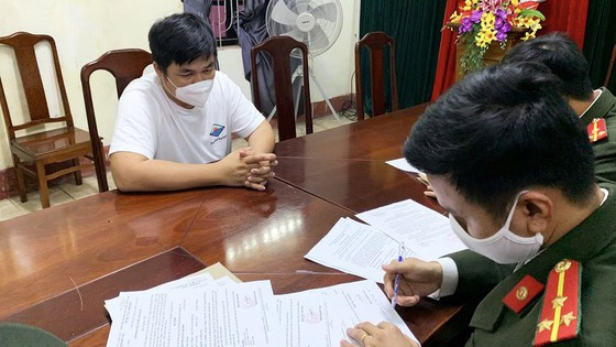 Đối tượng Nguyễn Xuân Trường khai báo hành vi phạm tội. Đối tượng Nguyễn Xuân Trường khai báo hành vi phạm tội