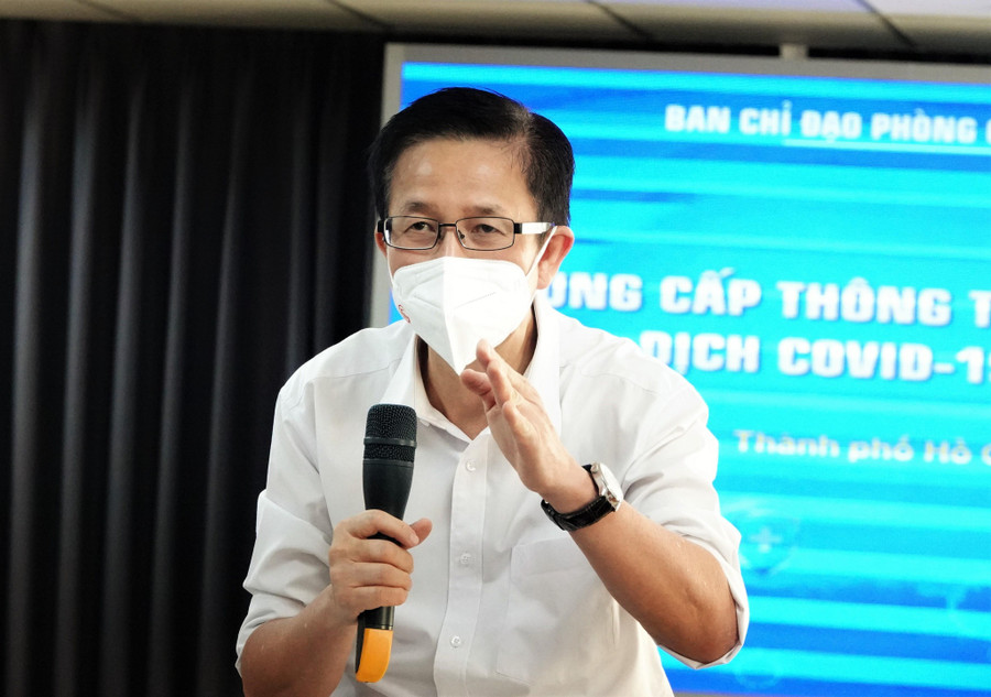 Ông Phạm Đức Hải thường xuyên tham gia các buổi họp báo định kỳ của Ban chỉ đạo Phòng, chống dịch Covid-19 TP.HCM. Ảnh: Sỹ Đông