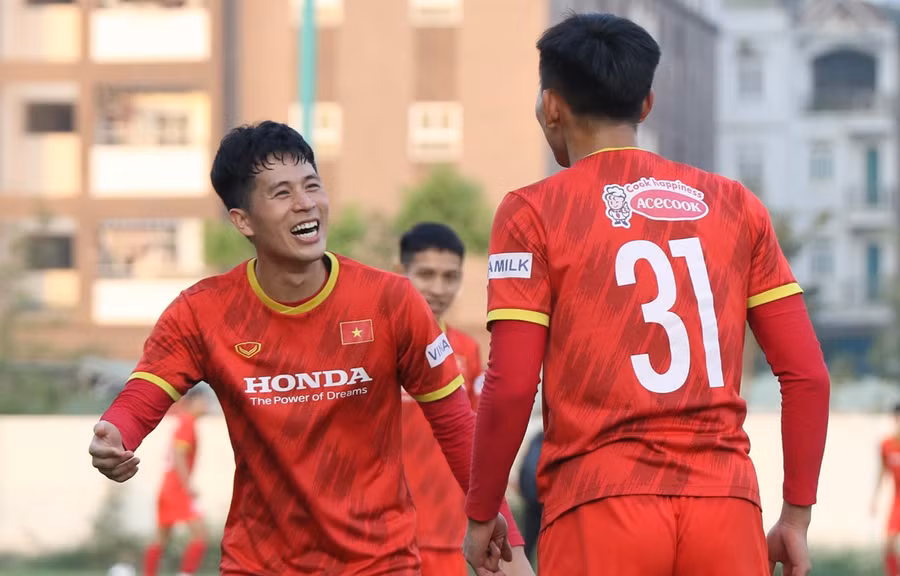 Đội tuyển Việt Nam muốn đem chiến thắng trước Trung Quốc làm quà năm mới dành tặng người hâm mộ. Ảnh: VFF