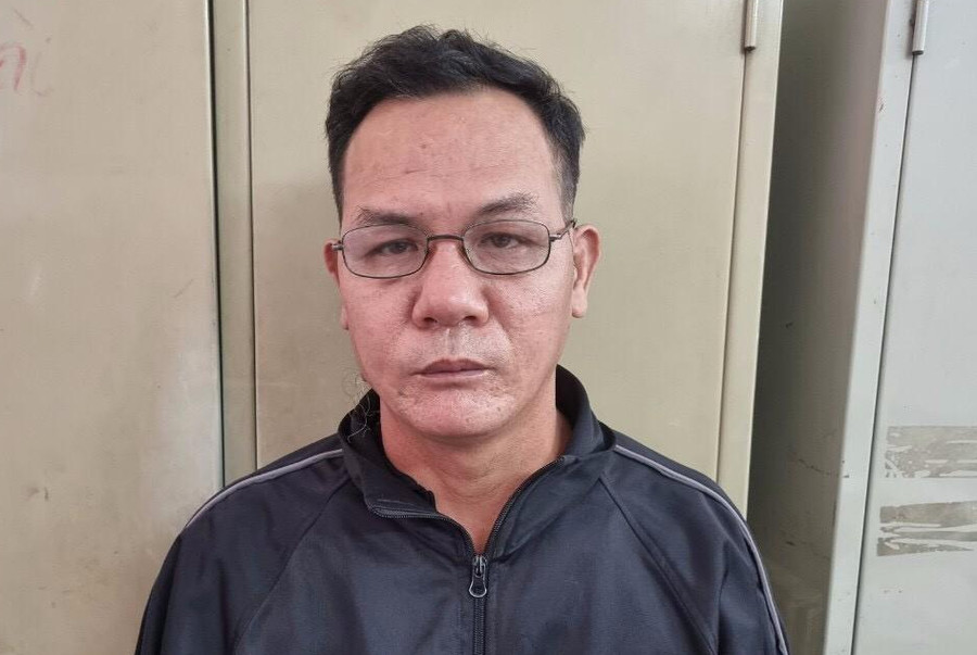 Đối tượng Thành bị bắt giữ khi đang lẩn trốn tại TP.HCM. Ảnh: CACC