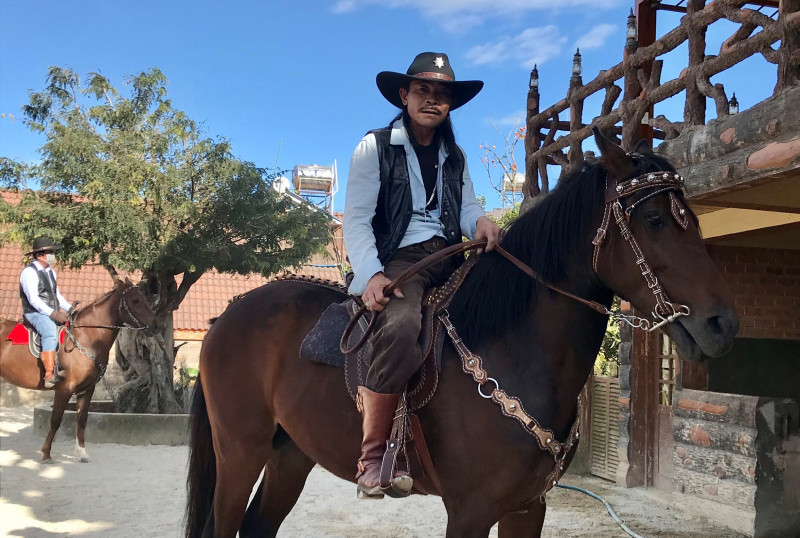 Cao bồi phố núi Nguyễn Anh Dũng.