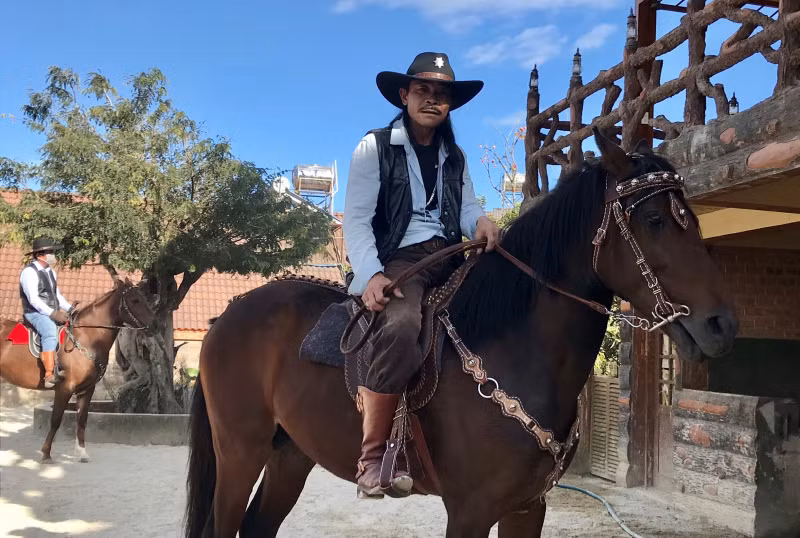 Cao bồi phố núi Nguyễn Anh Dũng.