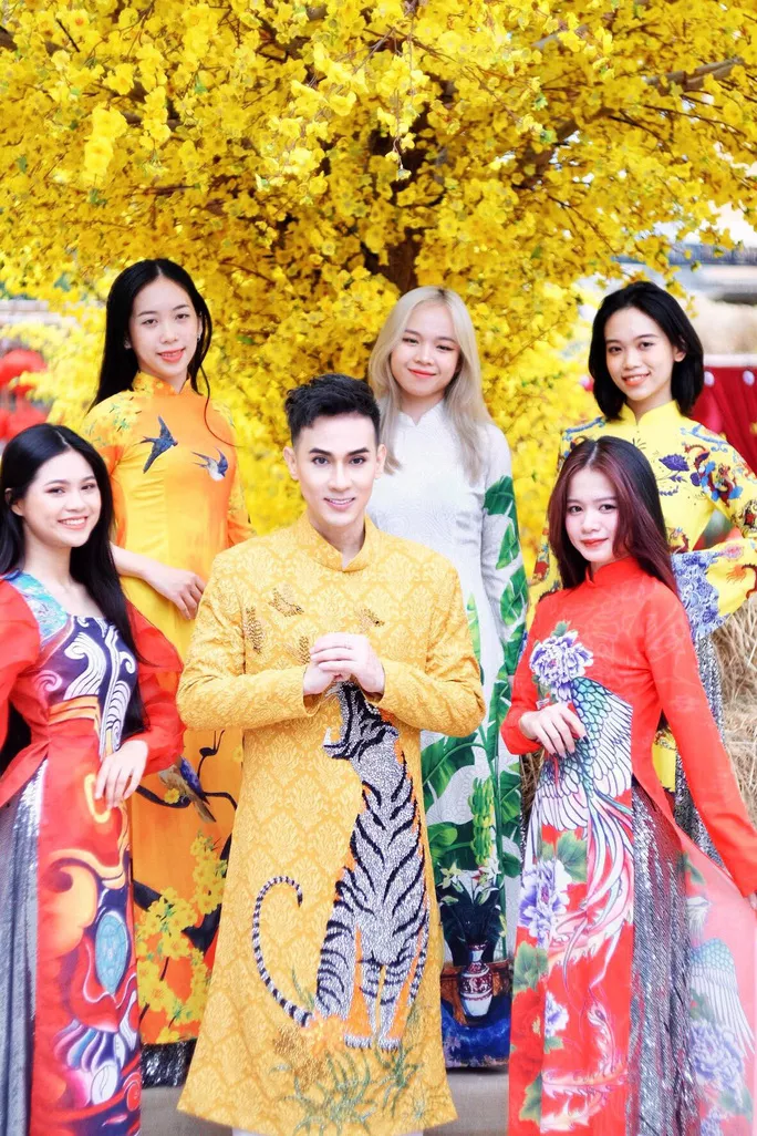 Nguyên Vũ mang đến Tết đến rồi! Về nhà thôi