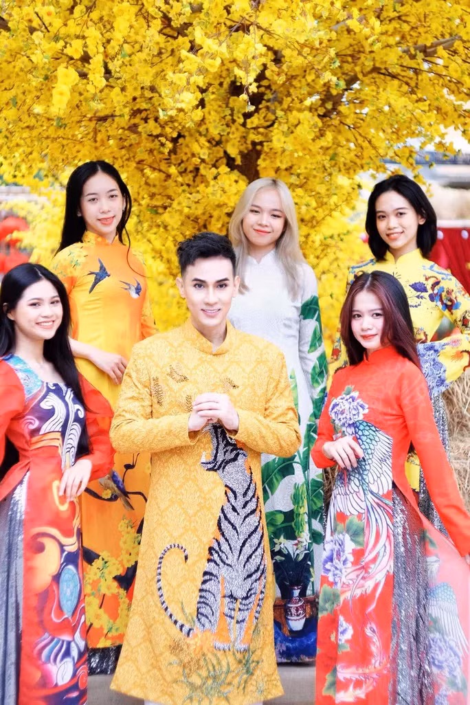 Nguyên Vũ mang đến Tết đến rồi! Về nhà thôi