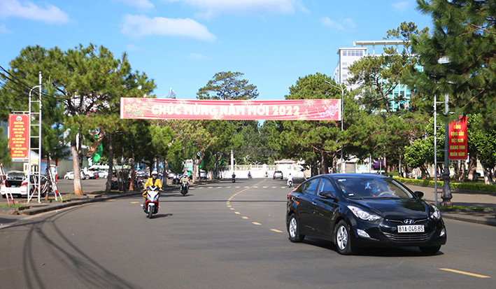 Tổ chức Tết Nguyên đán Nhâm Dần năm 2022 lành mạnh, an toàn, tiêt kiệm. Ảnh: Quang Tấn