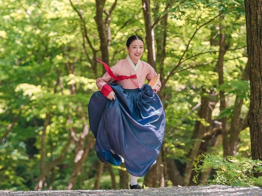  Tạo hình của Lee Se Young được khen ngợi. Ảnh: MBC