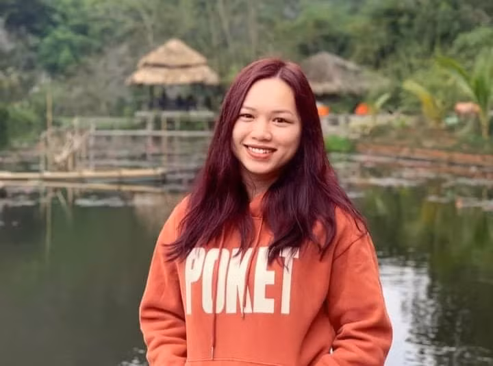 Lê Phương Anh (SN 1998, điều hành du lịch ở Pù Luông CBT). Ảnh: NVCC