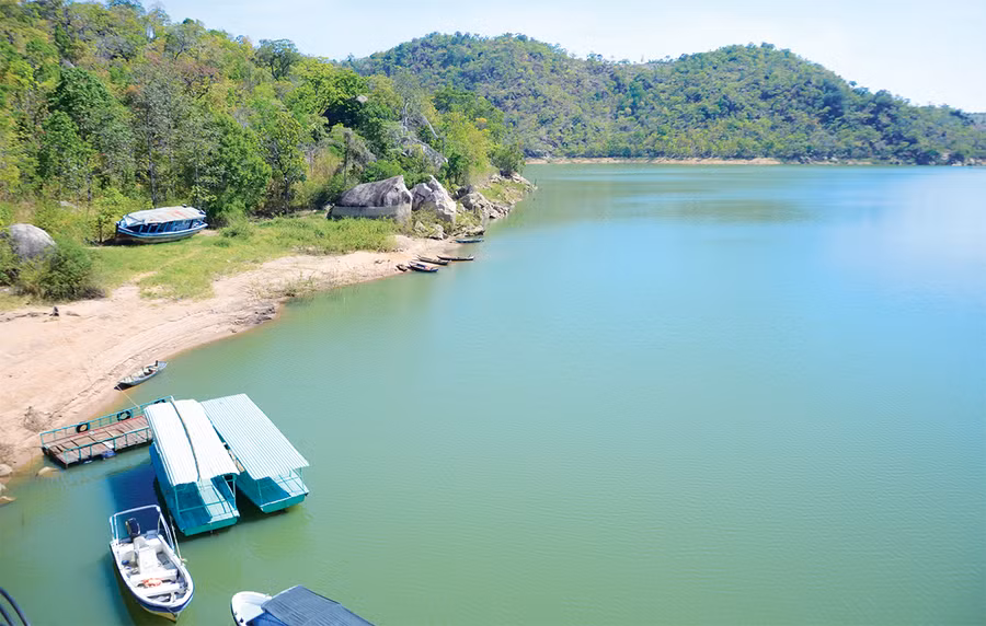 Hồ Ayun Hạ (huyện Phú Thiện). Ảnh: Thùy Chi Hồ Ayun Hạ (huyện Phú Thiện).