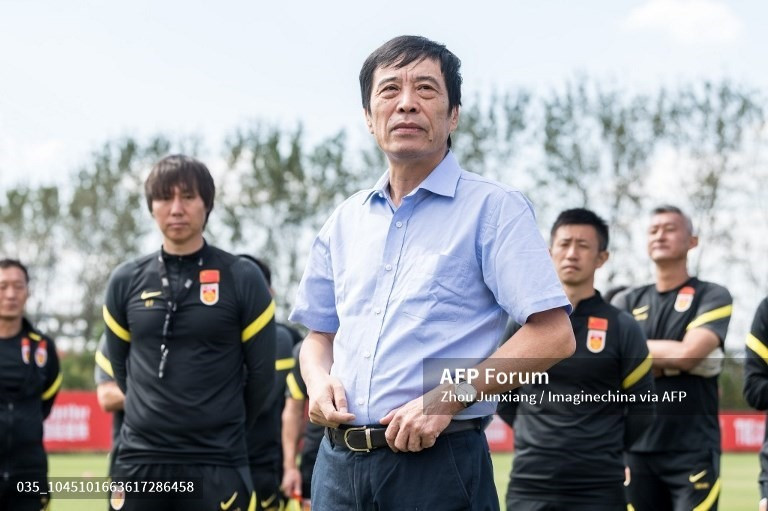 Chủ tịch Liên đoàn bóng đá Trung Quốc Chen Xuyuan rất quan tâm tuyển Trung Quốc từ thời của Li Tie. Ảnh: AFP