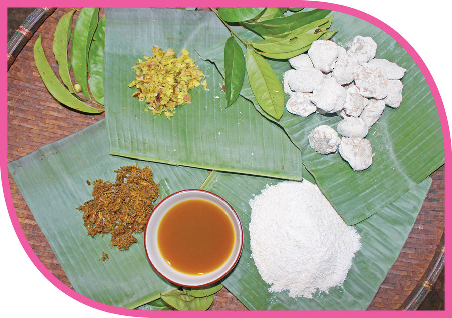 Các nguyên liệu để làm men rượu truyền thống phải được chọn lựa kỹ lưỡng. Ảnh: Phan Lài Các nguyên liệu để làm men rượu truyền thống phải được chọn lựa kỹ lưỡng. Ảnh: Phan Lài