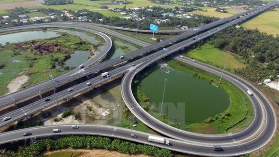 Một số đoạn của cao tốc Bắc - Nam đã được xây dựng, đưa vào khai thác. Ảnh: TTXVN