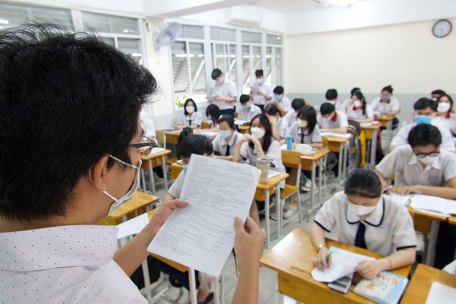Học sinh nhiều tỉnh thành trở lại trường ôn tập chuẩn bị cho kỳ thi cuối học kỳ 1. Ảnh: Đào Ngọc Thạch Học sinh nhiều tỉnh thành trở lại trường ôn tập chuẩn bị cho kỳ thi cuối học kỳ 1. Ảnh: ĐÀO NGỌC THẠCH