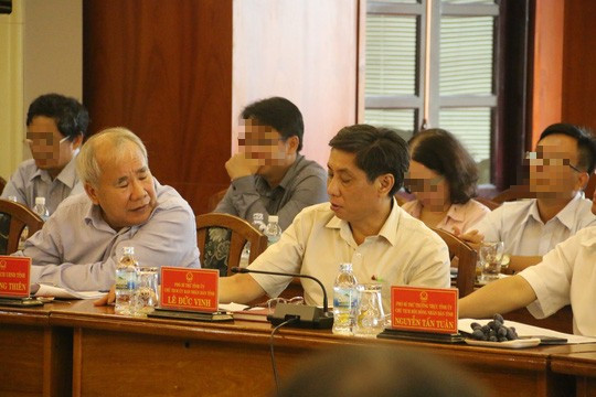 Ông Đào Công Thiên (trái) và ông Lê Đức Vinh cựu lãnh đạo UBND tỉnh Khánh Hòa Ông Đào Công Thiên (trái) và ông Lê Đức Vinh cựu lãnh đạo UBND tỉnh Khánh Hòa