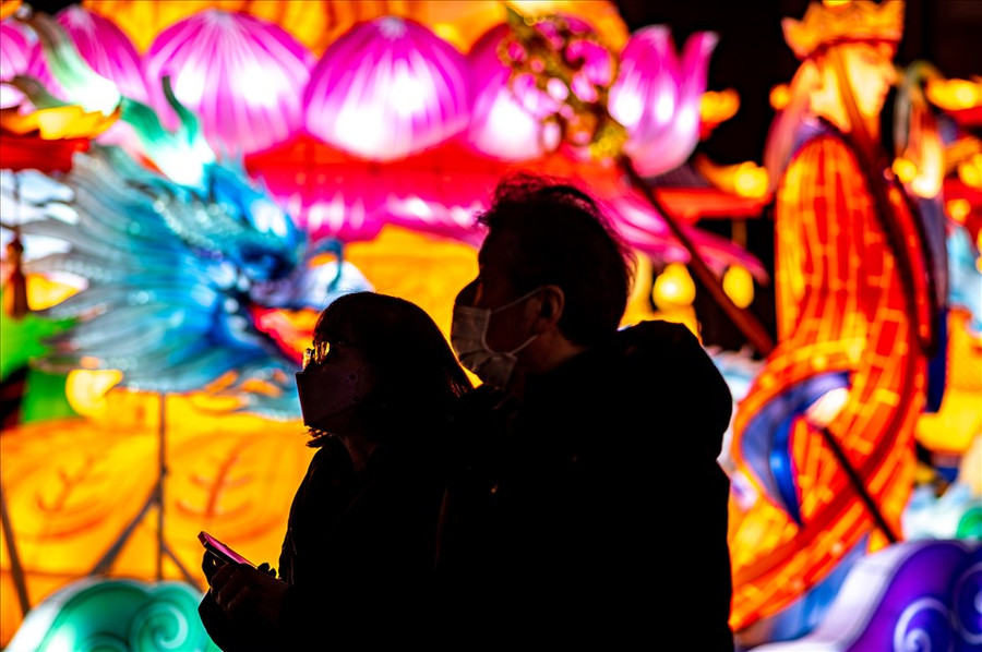  Đèn lồng trang trí tại Công viên Yamashitacho ở Yokohama, Nhật Bản từ giữa tháng 1, trước Tết Nguyên đán Nhâm Dần. Ảnh: AFP