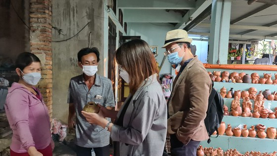  Loại hình du lịch xanh, mang tính trải nghiệm được nhiều người lựa chọn khi đến Hội An. Ảnh: NGUYỄN CƯỜNG