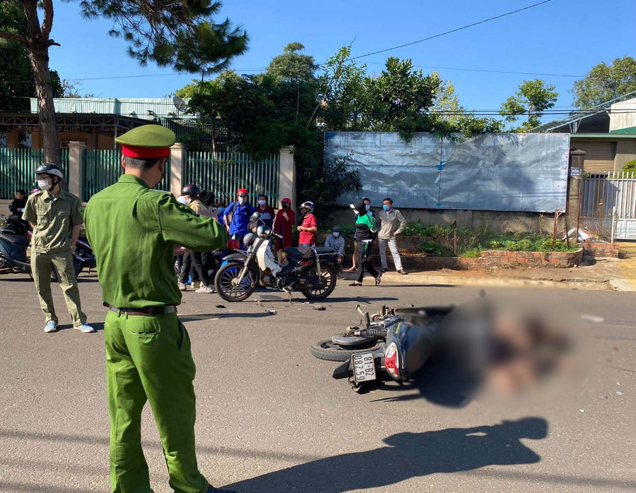 Hiện trường vụ tai nạn. Ảnh: Phạm Quý 