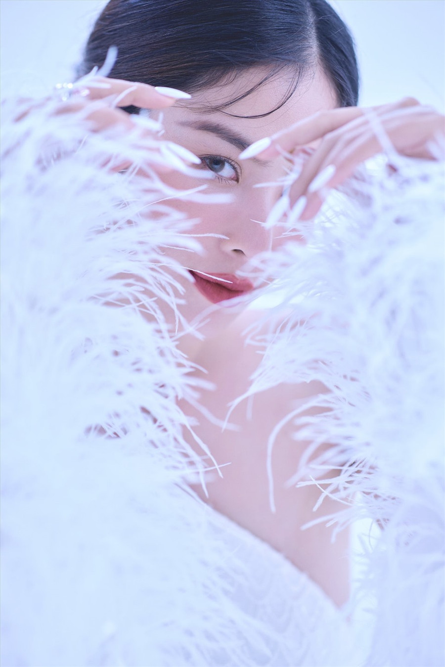 “Năm 2022 sẽ là một năm đặc biệt với Lệ Nam, đó là năm sẽ có nhiều hoạt động, mục tiêu và hoài bão lớn. Trước giờ, mình làm cái gì cũng lưng chừng, nay thì sẽ quyết tâm cao độ hơn. Các bạn sẽ thấy Lệ Nam của năm 2022 khác hơn trước rất nhiều” - Lệ Nam chia sẻ.