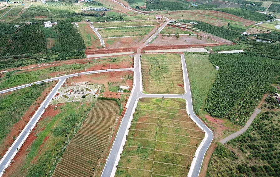 Việc hiến đất làm đường, phân lô tách thửa 