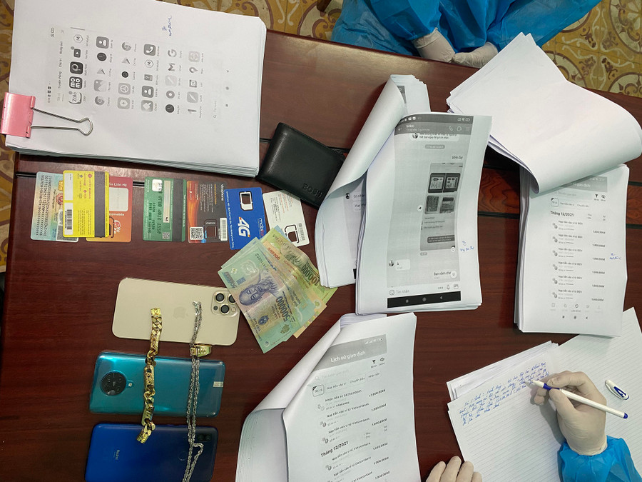 Tang vật vụ án. Ảnh: Hoàng Thơ