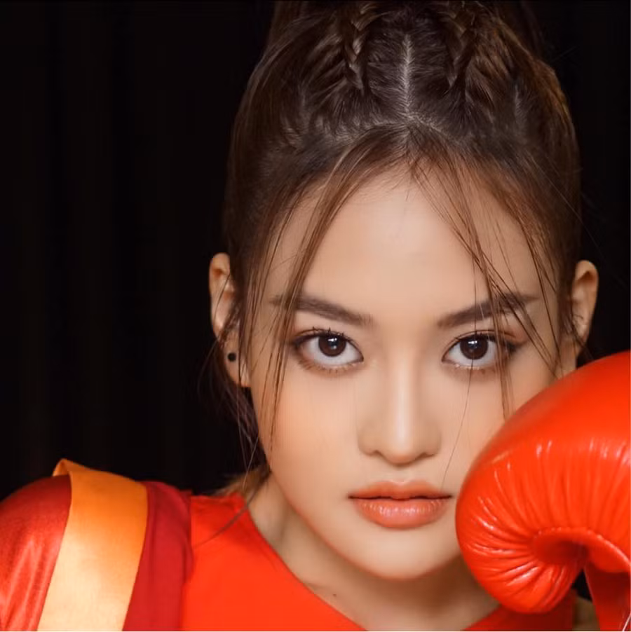 "Khi tôi gần như sắp muốn buông xuôi thì dự án "The Champion" đến với tôi và phim "Rừng thế mạng" được ra mắt" - Thùy Anh. Ảnh: NVCC