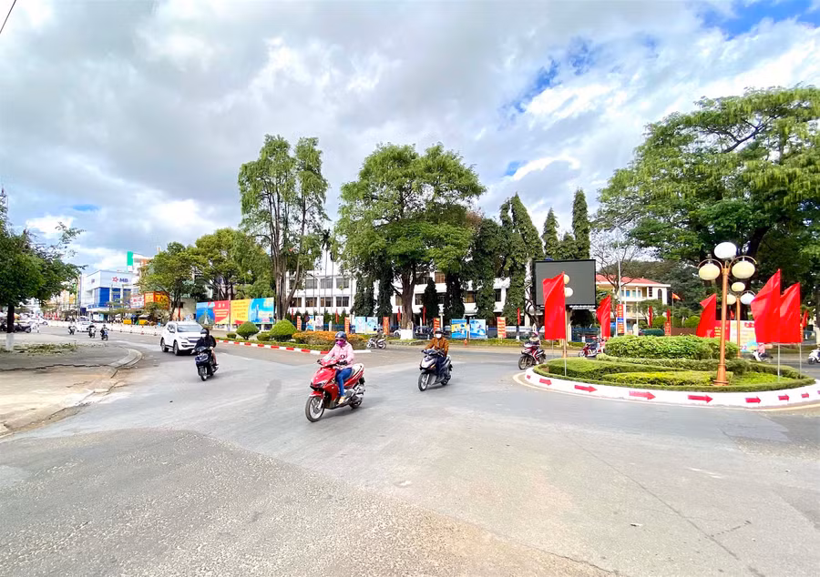 Khu vực đường Lê Lai trước đây là làng Hội Phú-làng người Kinh đầu tiên ở nội thành Pleiku. Ảnh: Hồng Thi