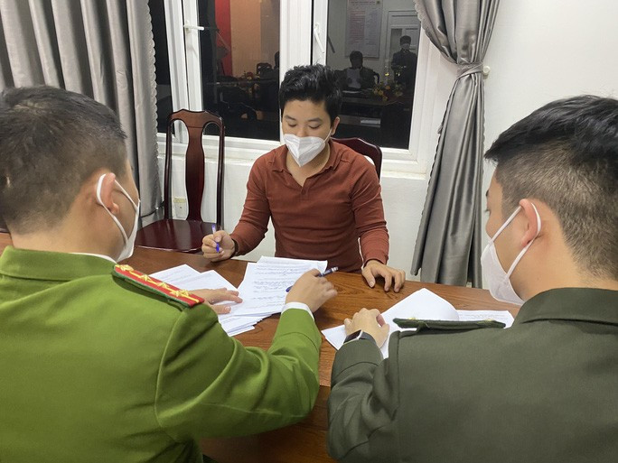  Đối tượng Lê Đất