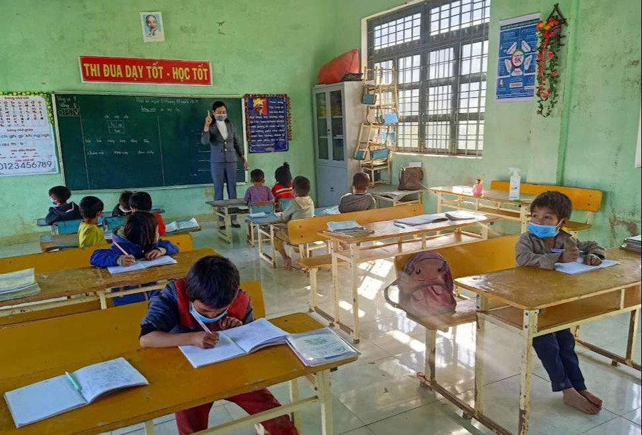  Lớp ghép tại điểm trường thôn Đăk Vít, xã Ngọc Linh. Ảnh: VP