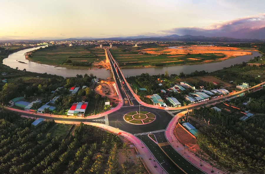 Thành phố Kon Tum ngày càng phát triển. Ảnh: Nguyễn Ban