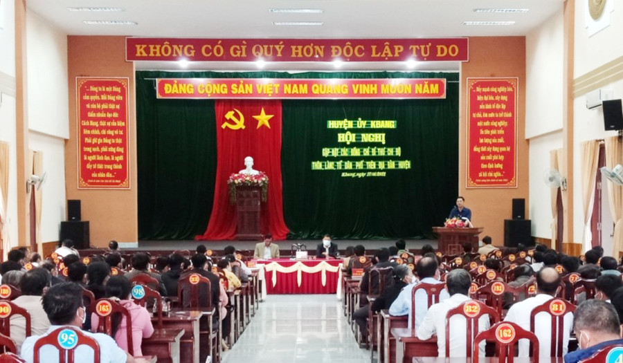 Quang cảnh hội nghị. Ảnh: Hồng Hạnh Quang cảnh buổi hội nghị. Ảnh: Hồng Hạnh