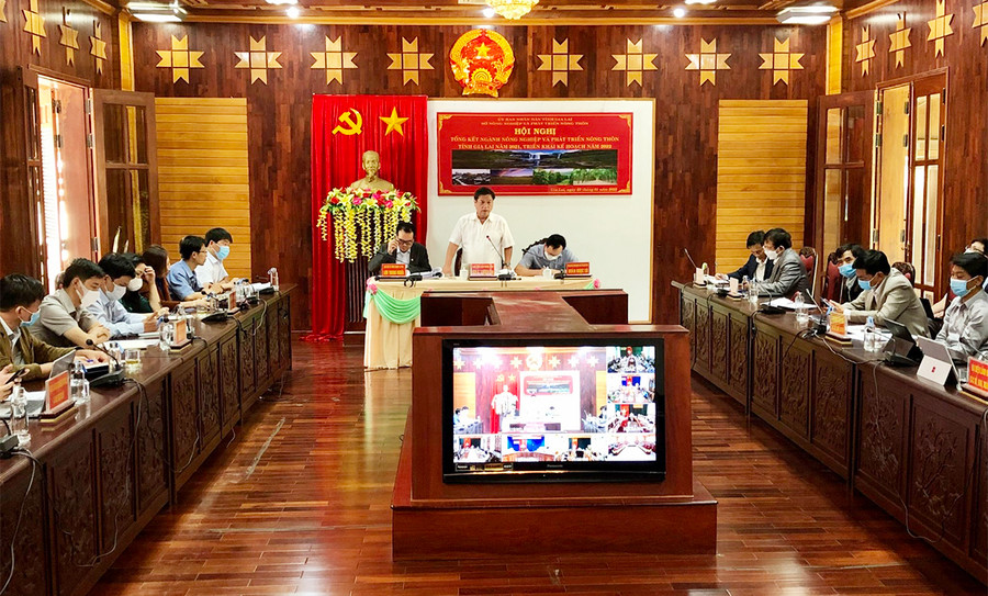 Phó Chủ tịch UBND tỉnh Kpă Thuyên phát biểu chỉ đạo hội nghị. Ảnh: Lê Nam Phó Chủ tịch UBND tỉnh Kpă Thuyên phát biểu chỉ đạo hội nghị. Ảnh: Lê Nam