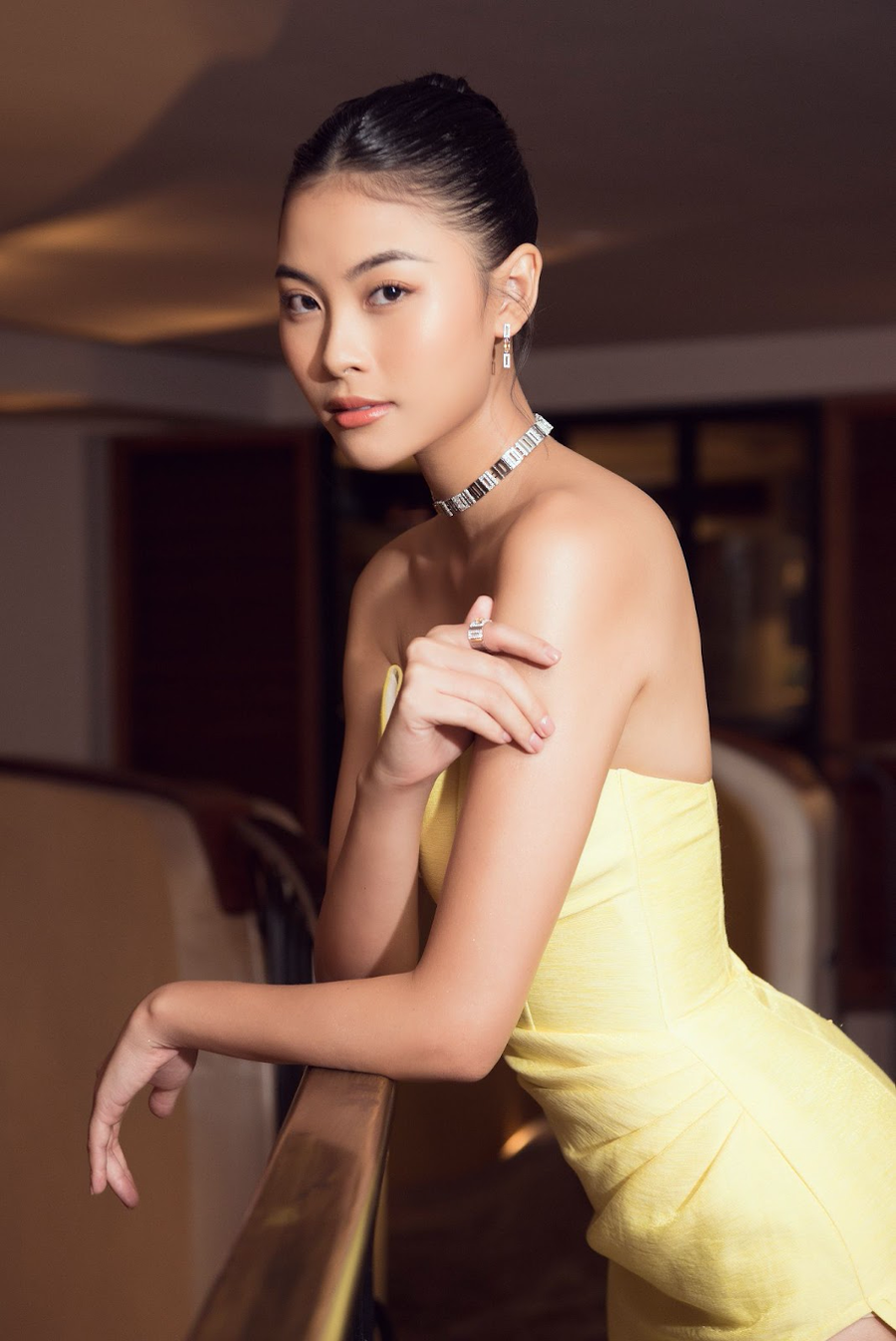 Từng được biết đến với danh hiệu Người đẹp biển Hoa hậu Việt Nam 2016, Đào Thị Hà gây ấn tượng với vẻ ngoài xinh đẹp, được công chúng ưu ái, so sánh như “bản sao” của Tăng Thanh Hà. Tuy nhiên, sau nhiều năm hoạt động, cô đã “lột xác” ngoạn mục với hình ảnh quyến rũ. Ảnh: NVCC