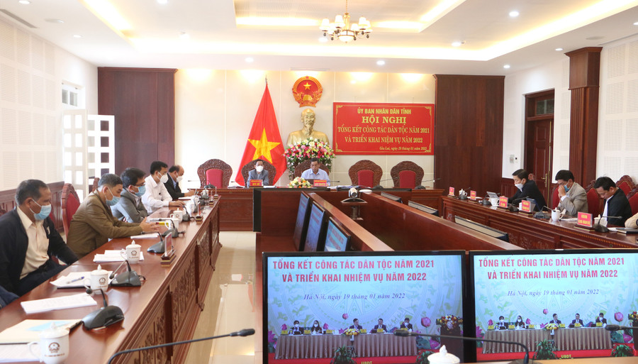 Quang cảnh hội nghị phía đầu cầu tỉnh Gia Lai. Ảnh: Quang Tấn