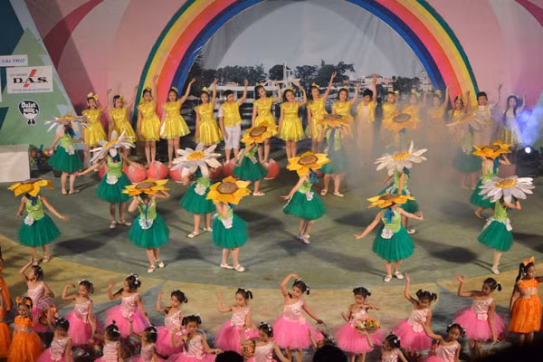 Liên hoan búp sen hồng lần thứ 18 các tỉnh phía Nam diễn ra từ ngày 18 đến 21-7. Ảnh: Ngô Khắc Lịch Liên hoan búp sen hồng lần thứ 18 các tỉnh phía Nam diễn ra từ ngày 18 đến 21-7. Ảnh: Ngô Khắc Lịch