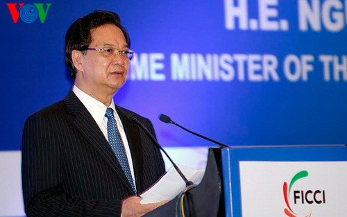 Thủ tướng trao đổi với lãnh đạo tập đoàn TATA, Ấn Độ. Thủ tướng trao đổi với lãnh đạo tập đoàn TATA, Ấn Độ.