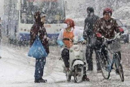 Tuyết rơi dày tại miền Nam Trung Quốc khiến 58.000 người phải sơ tán.