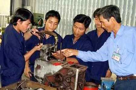 Năm 2011 đào tạo nghề cho khoảng 800.000 nông dân ảnh 1