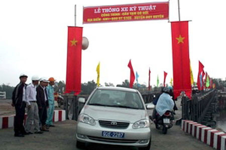 Quang Nam: Thông xe cầu tạm Gò Nổi huyện Điện Bàn ảnh 1 Thông xe kỹ thuật cầu tạm Gò Nổi, địa bàn huyện Điện Bàn.