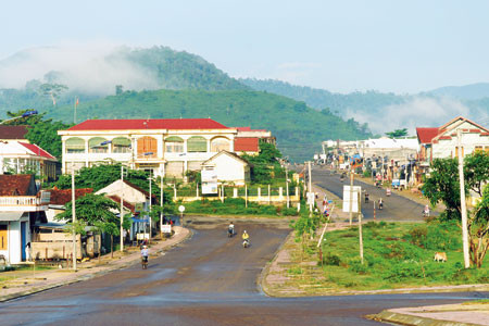 Huyện Kbang vững vàng trên chặng đường mới ảnh 1