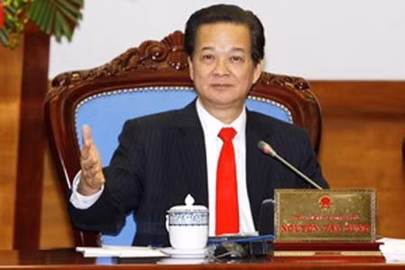 Thủ tướng yêu cầu phải ưu tiên kiềm chế lạm phát ảnh 1 Thủ tướng Nguyễn Tấn Dũng phát biểu kết luận phiên họp.