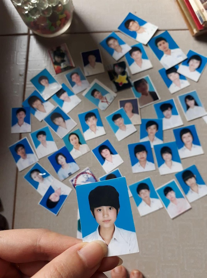 Không ít fan cho rằng, nhan sắc của nữ ca sĩ hiện tại trông không thay đổi nhiều so với thời nhỏ. Có điều phong cách thời trang của Hiền Hồ được nhận xét ngày càng gợi cảm, hiện đại hơn. 